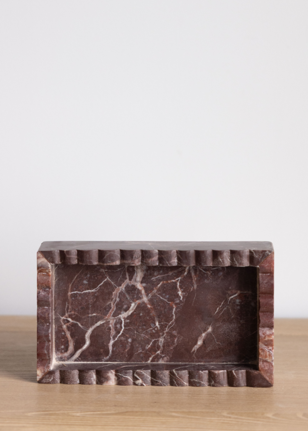 Red Levanto Scalloped Tray