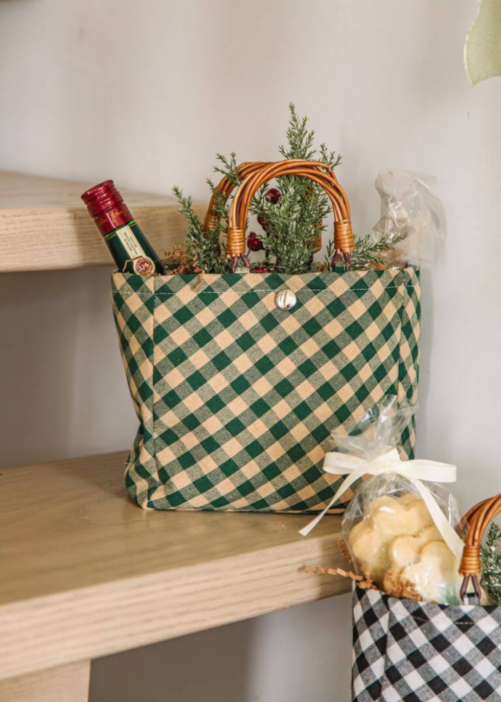 Fabric Bag with Willow Handles | Green