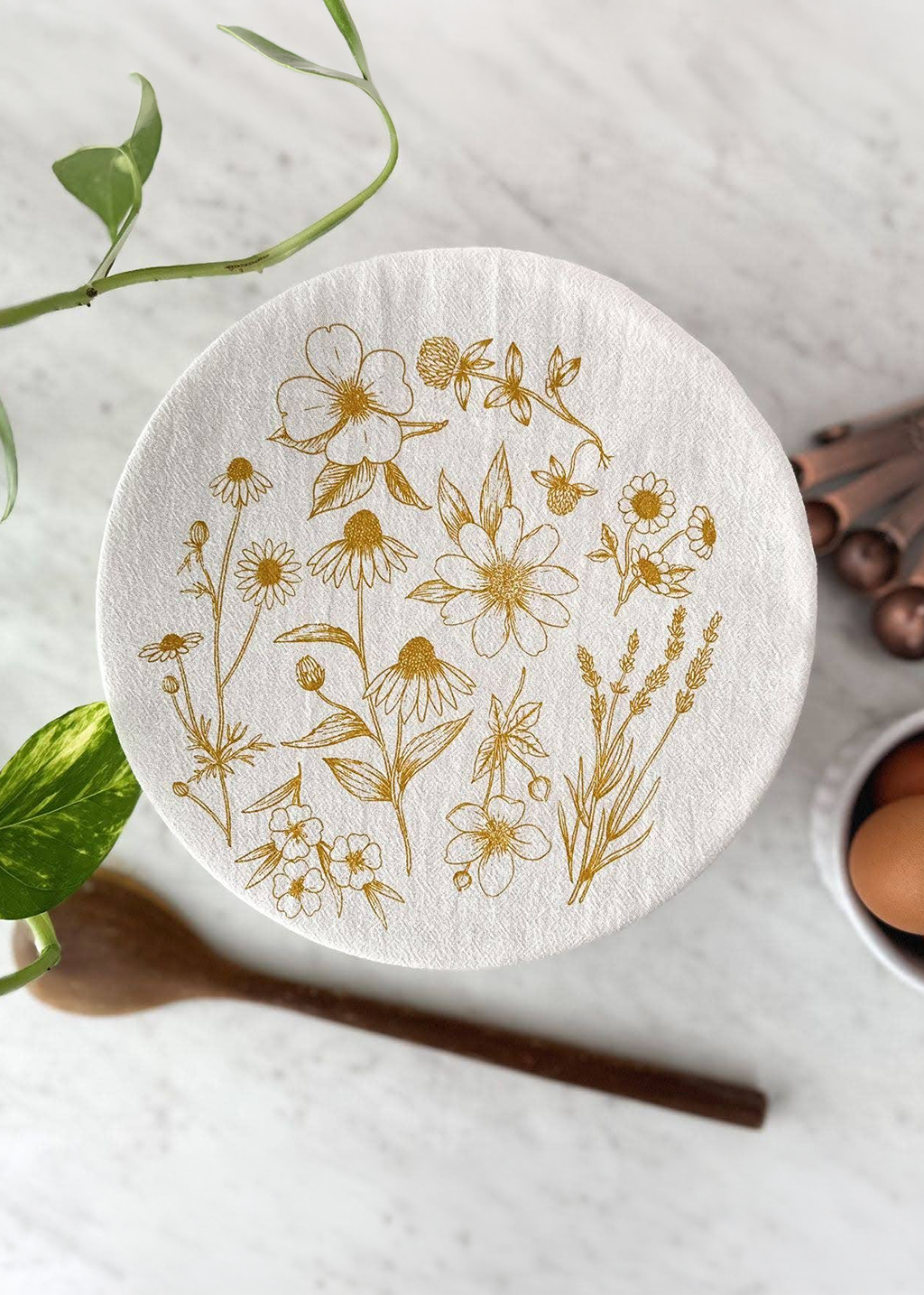 8.5" Bowl Cover MED | Golden Floral