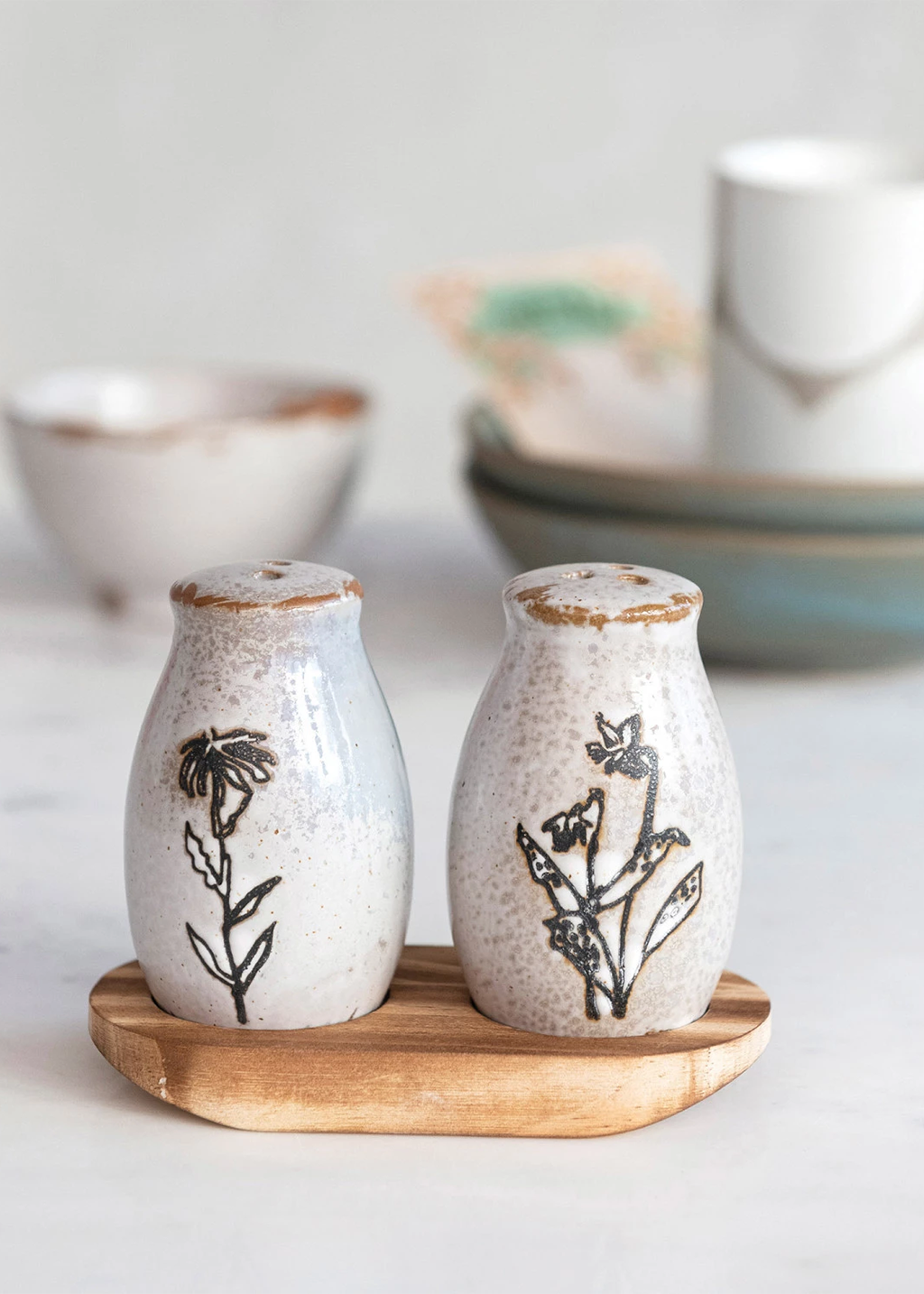 S&P Stoneware Shakers w Tray