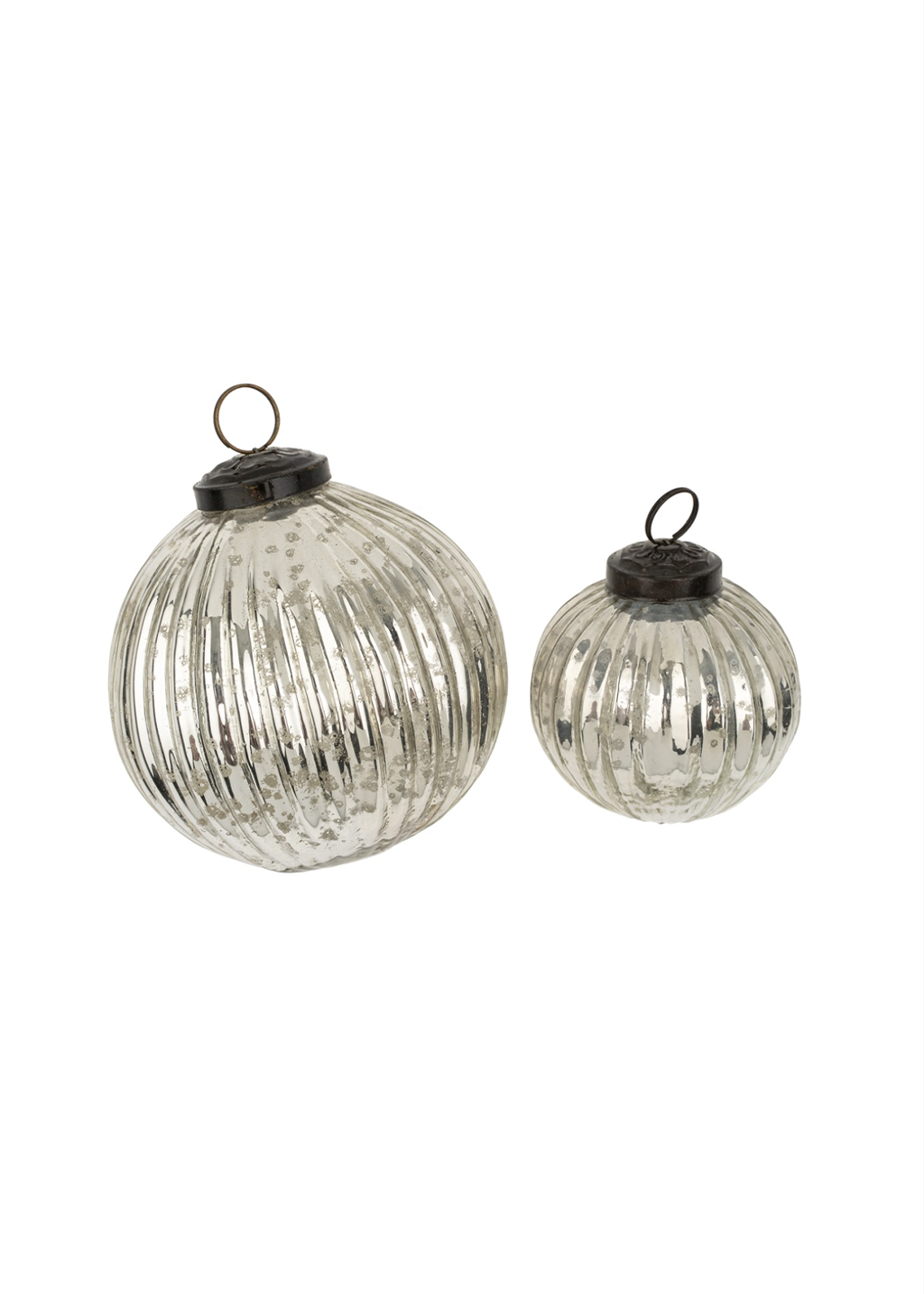 Silverfrost Ribbed Ornament | L