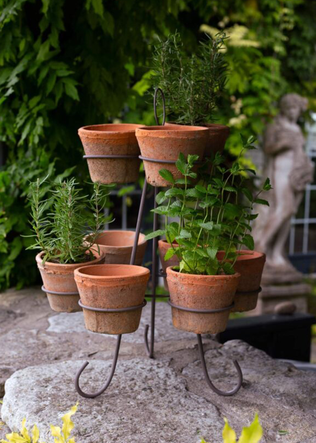 2 Tier Wire Stand & 9 Redstone Pots