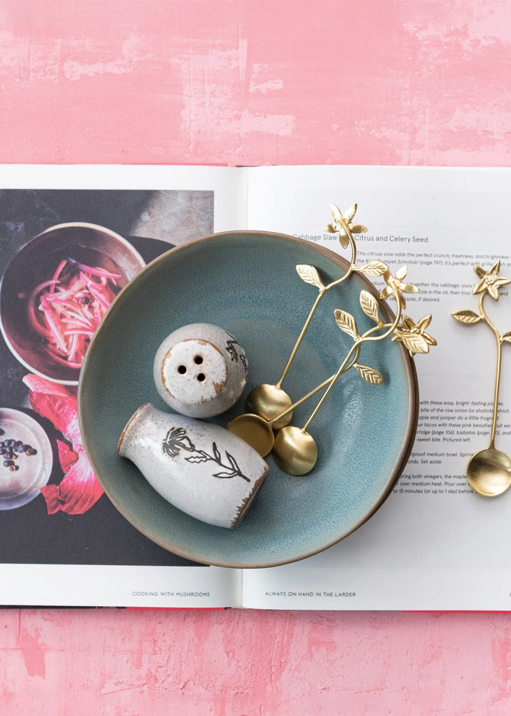 S&P Stoneware Shakers w Tray