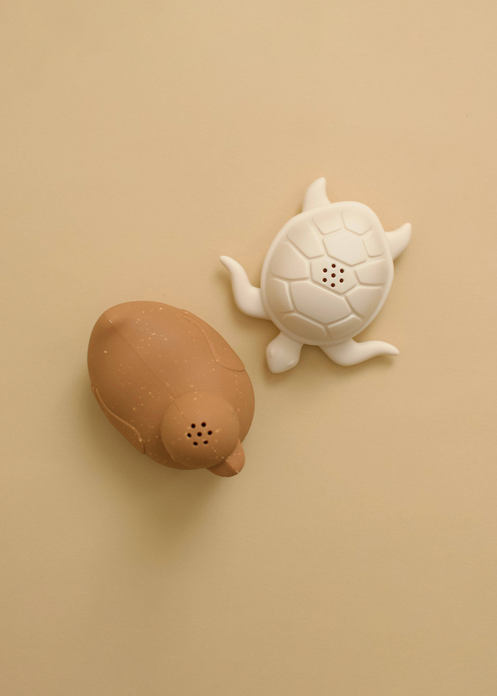 Minika Duck & Turtle Bath Toys 2pk | Almond & Shell