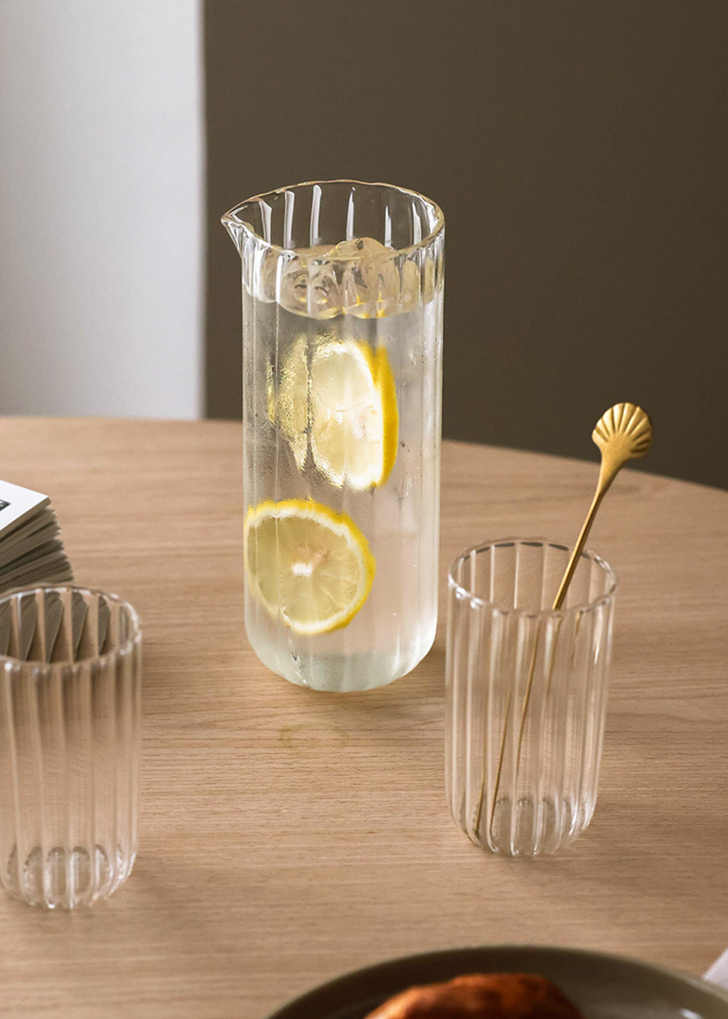 Kira Borosilicate Glass Carafe
