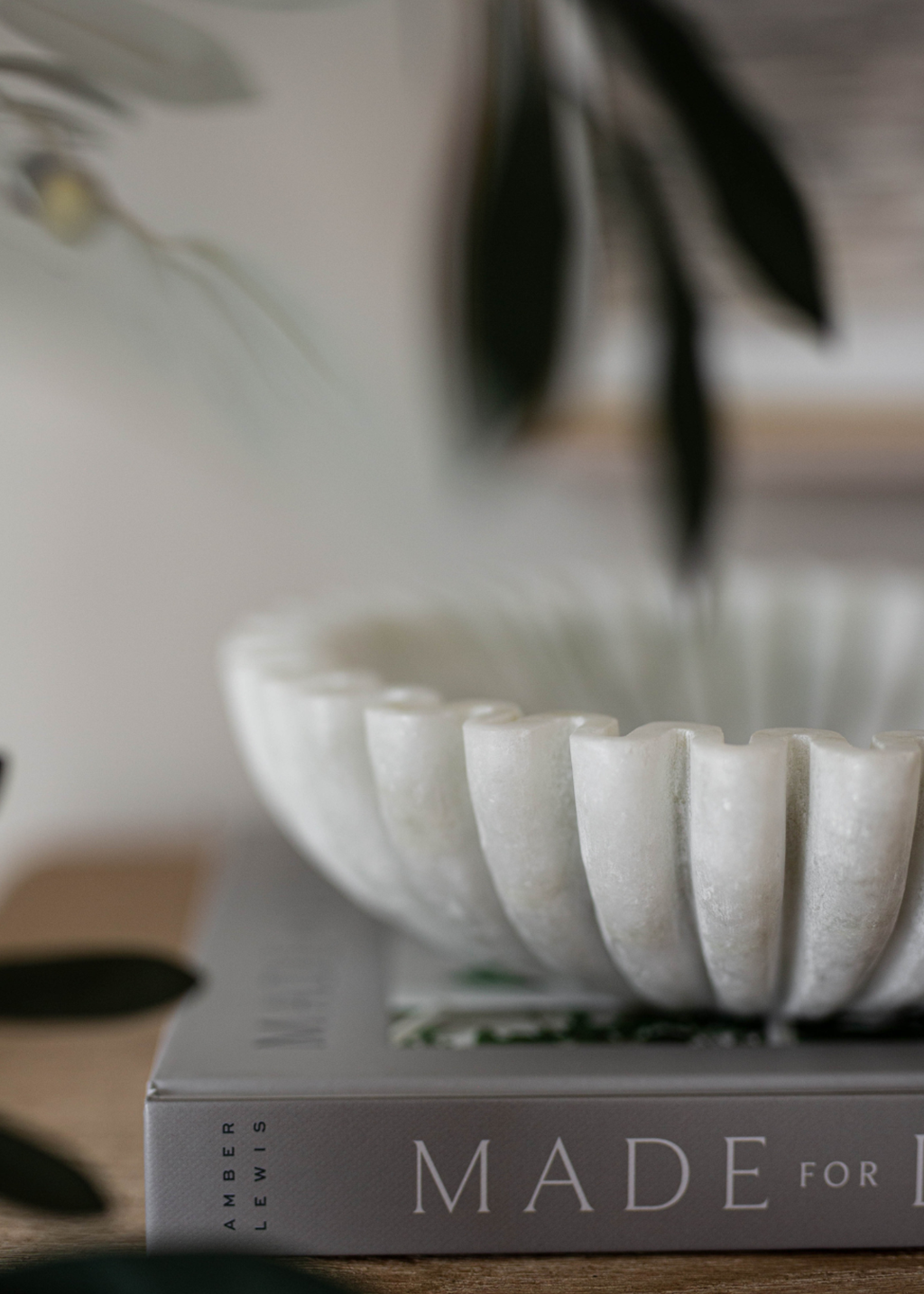 Marble Fluted Scalloped Bowl | L