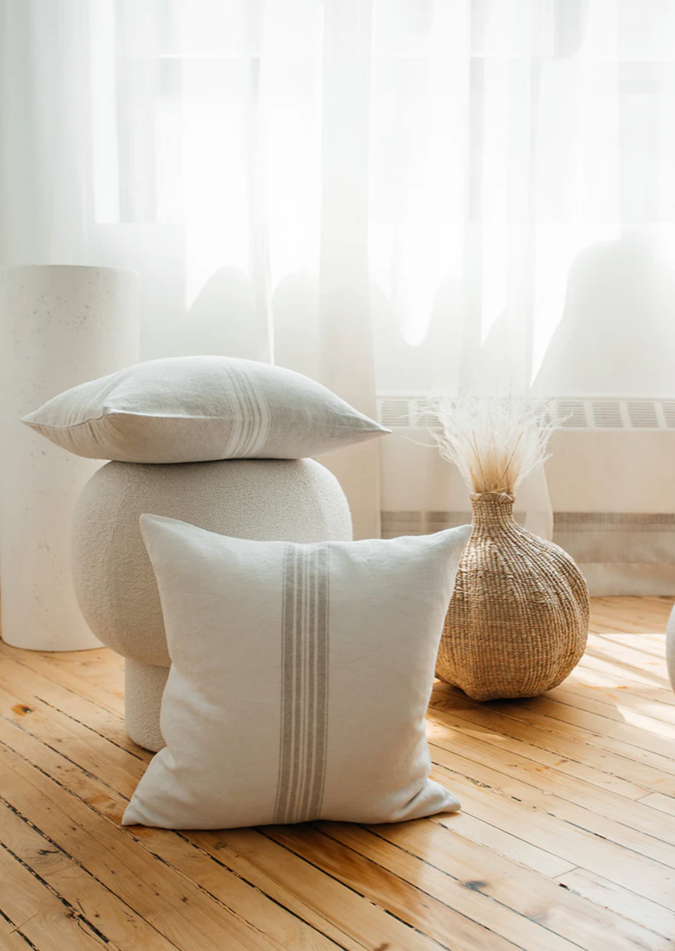 Maison Linen Pillow | Beige & White