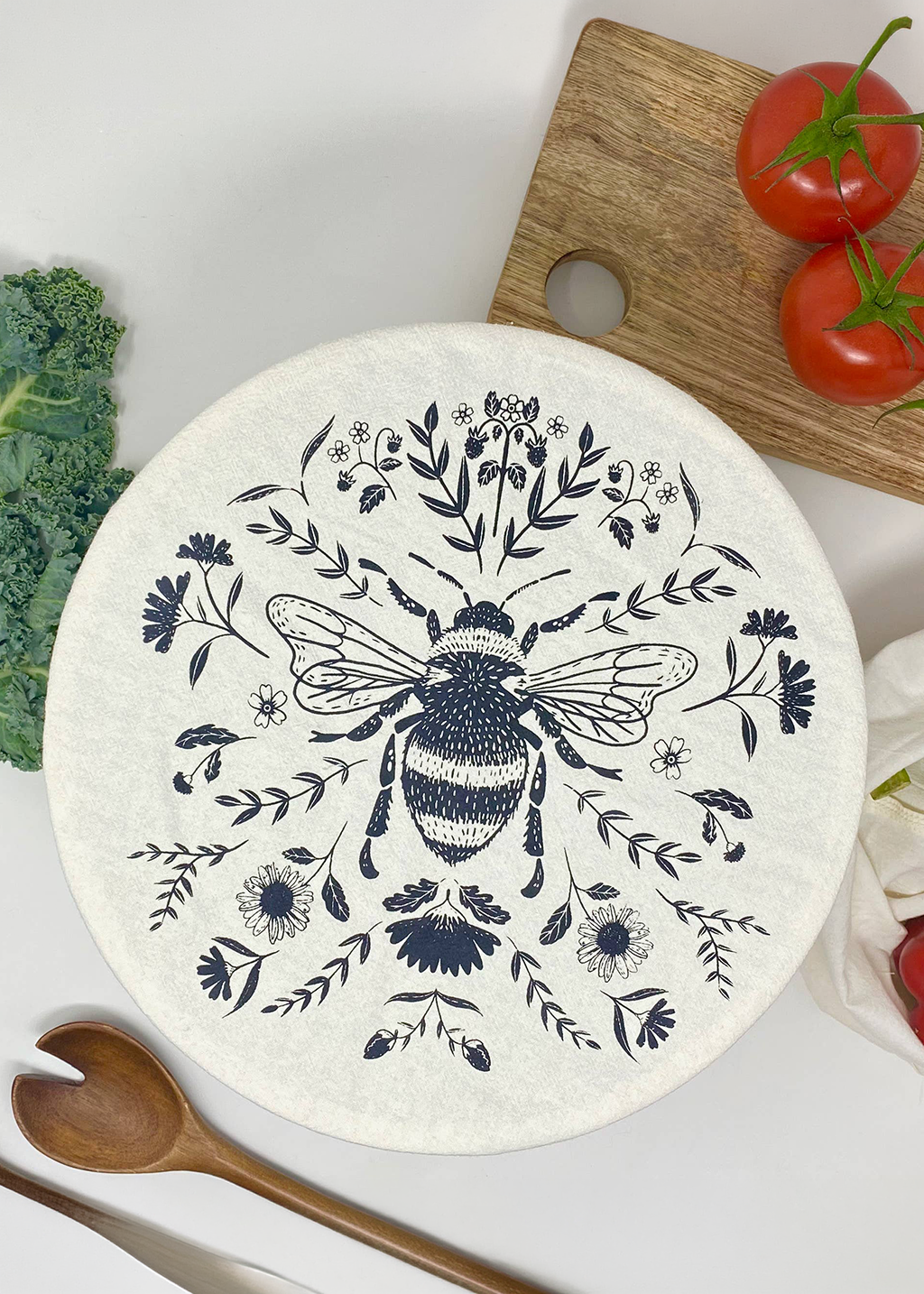 10" Bowl Cover LRG | Charcoal Bee