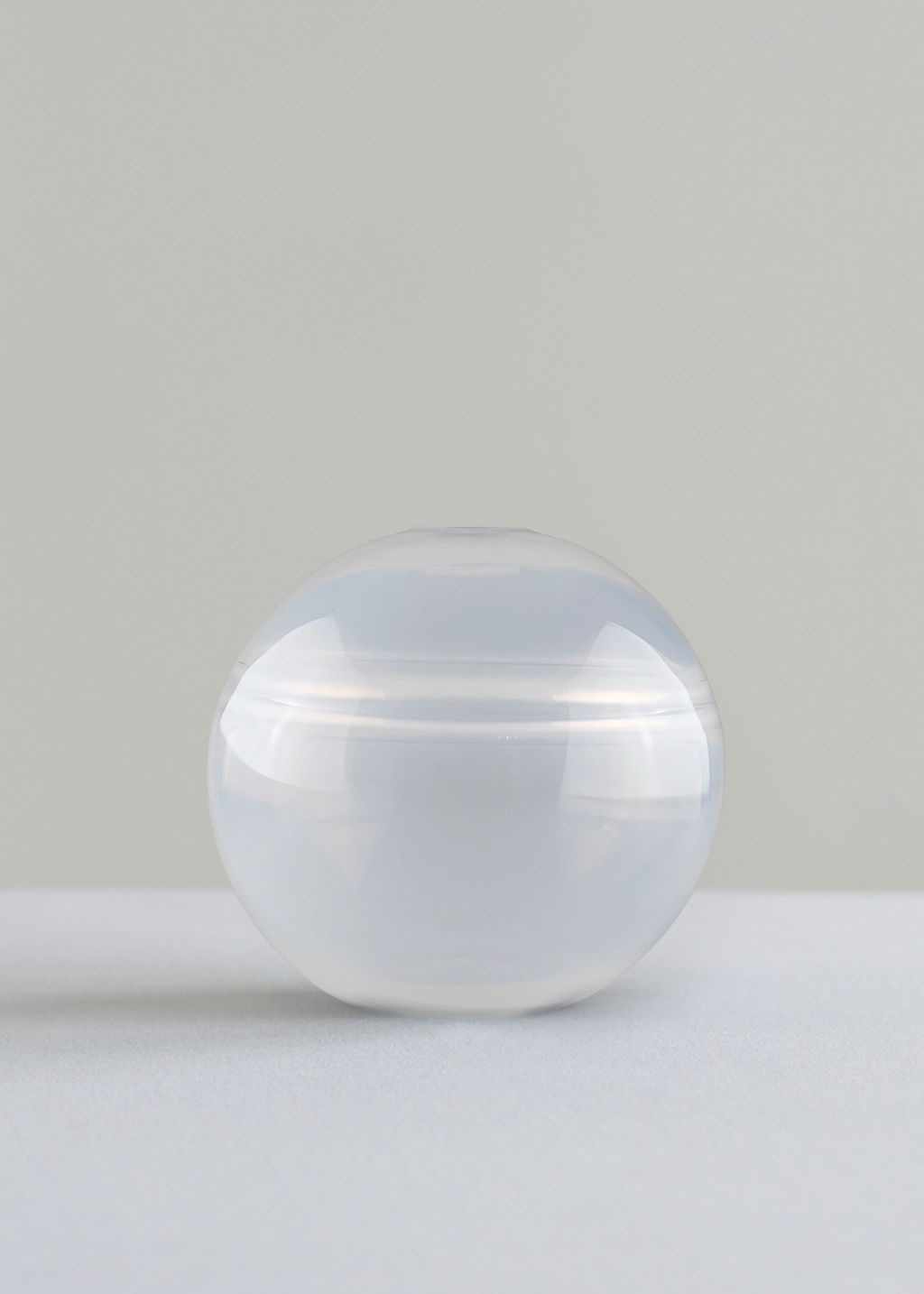 Medium Bud Vase Round | Cloud