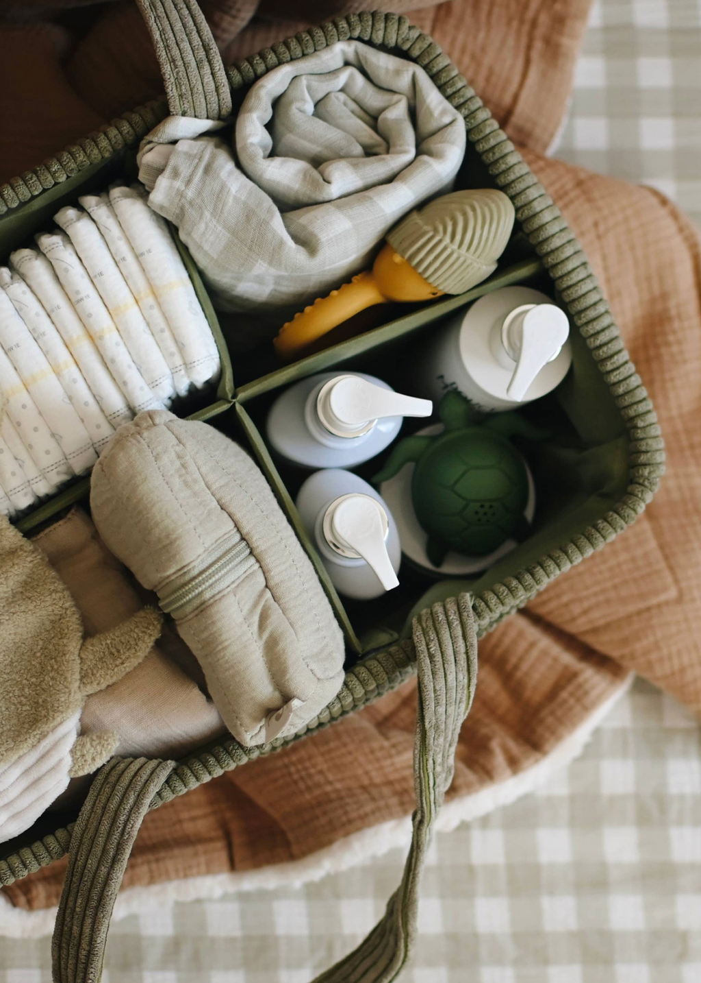 Minika Diaper Corduroy Caddy | Leaf