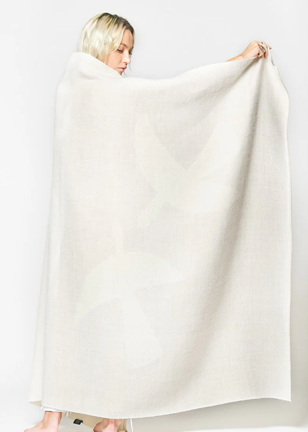 Lotta Love Reversible Throw | Zero Dye