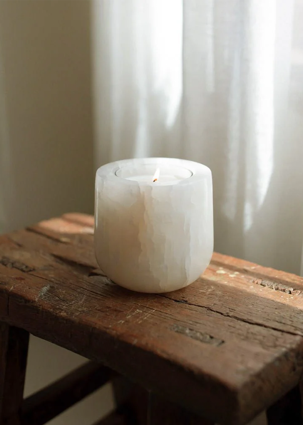 White Onyx Refillable Vessel & No.00 Candle